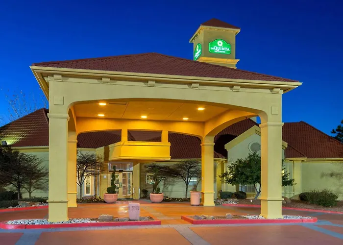 Romantic hotel: La Quinta By Wyndham Albuquerque West